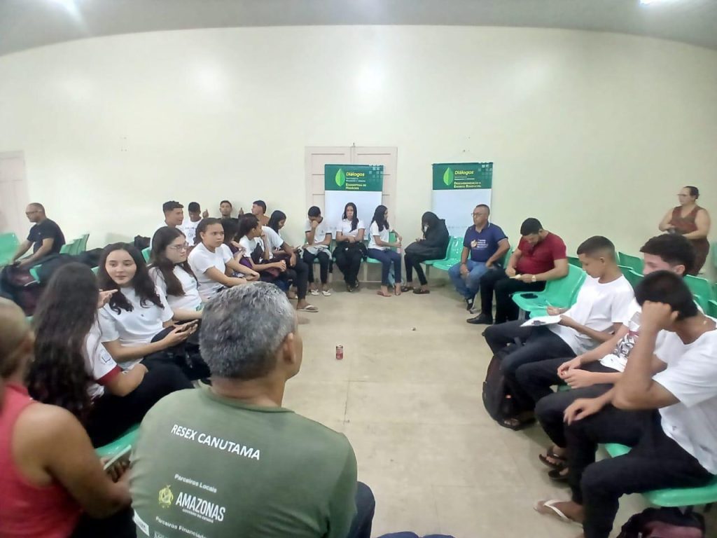 Beruri, Canutama e Pauini recebem novas etapas dos Diálogos sobre Bioeconomia 5 WhatsApp Image 2025 05 23 at 100936 1024x768 1