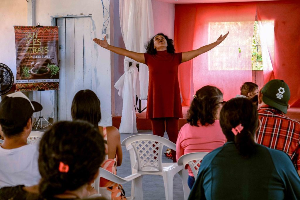 Espetáculo Ancestrais encerra temporada com apresentações gratuitas no Teatro da Instalação 2 WhatsApp Image 2025 05 23 at 110102 1024x682 1