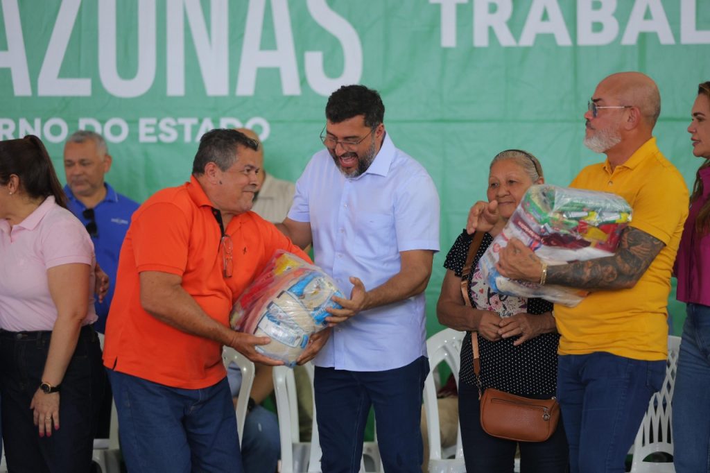 Em Rio Preto da Eva, governador Wilson Lima destina mais de R$ 1,5 milhão para impulsionar a produção rural 5 WhatsApp Image 2025 05 27 at 160432 1024x682 1
