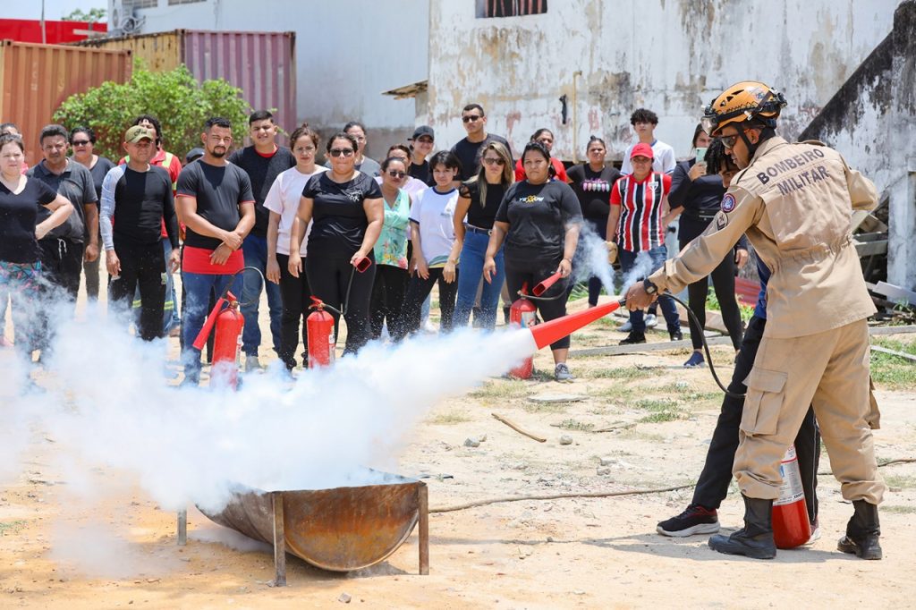 Moradores do Prosamin+ participam da 7ª edição do curso de Brigada de Incêndio e Primeiros Socorros 5 WhatsApp Image 2025 05 29 at 1940182 1024x682 1