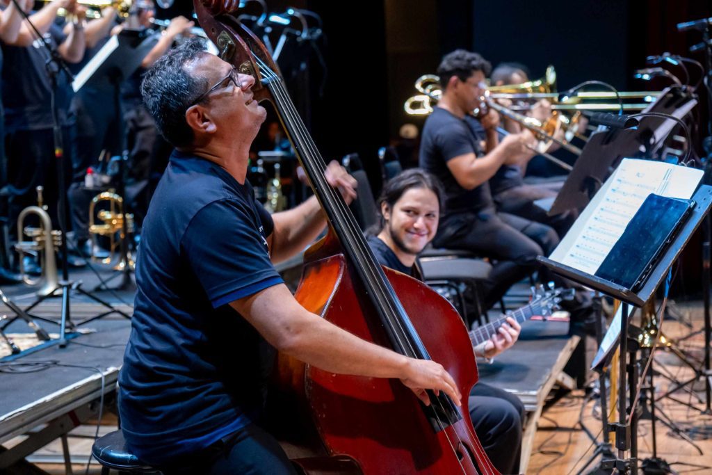 Teatro da Instalação celebra 24 anos com show gratuito da Amazonas Band 3 cultura amazonas band foto Aguilar Abecassis divulgacao 5 1024x683 1