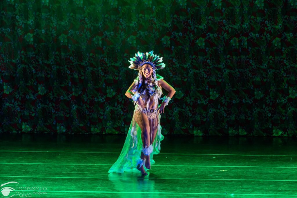 Teatro da Instalação apresenta espetáculo de dança do ventre em ‘Noite Árabe’ 2 cultura noite arabe foto divulgacao 2 1024x684 1