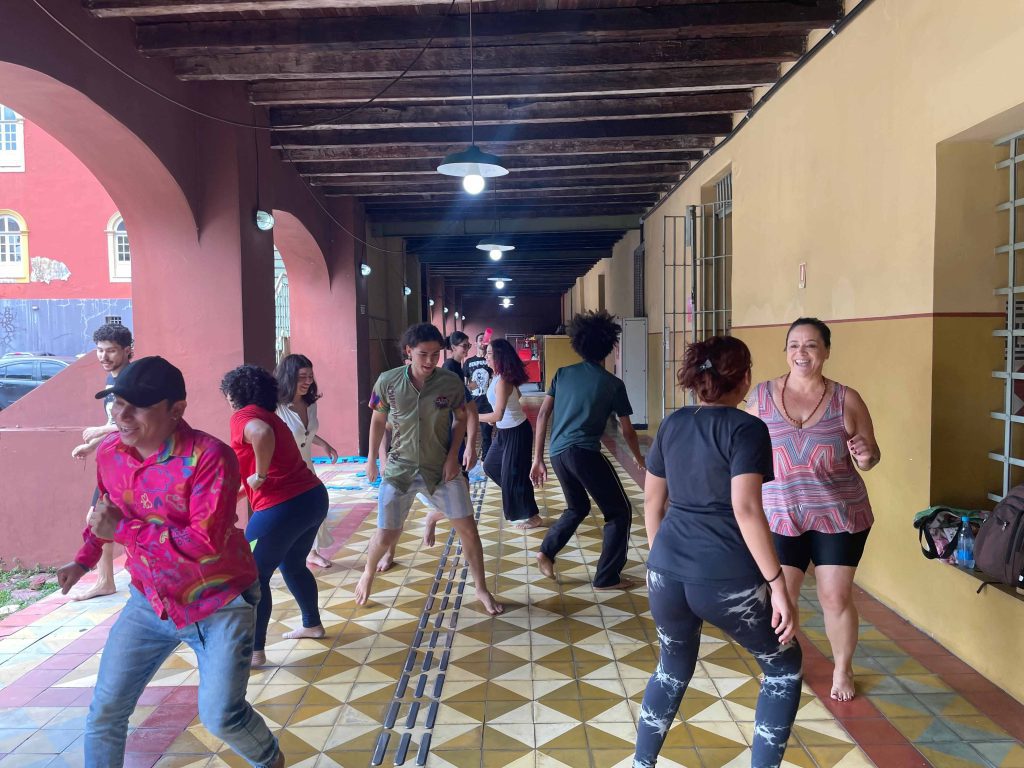 Oficinas de técnicas circenses e teatrais iniciam em Manaus com proposta artística e imersiva 1 cultura oficina de artes circenses foto divulgacao 2 1024x768 1