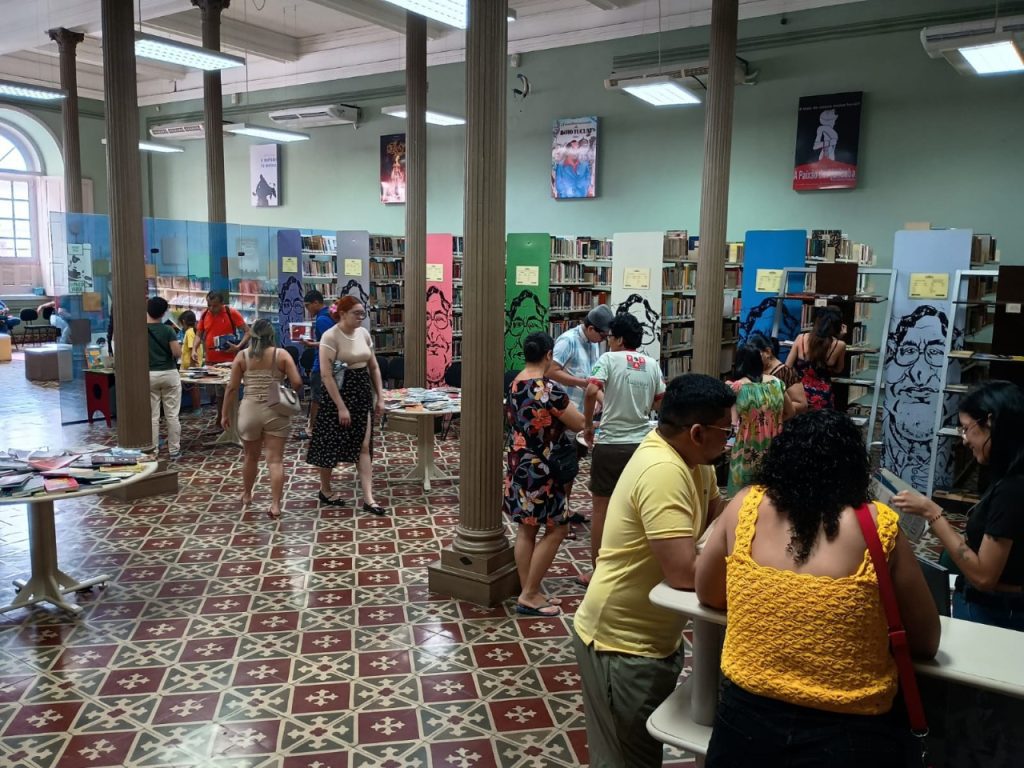 Biblioteca Pública do Amazonas promove troca de livros e visitas guiadas para incentivar a leitura 2 cultura troca de livros foto Divulgacao 1 1024x768 1