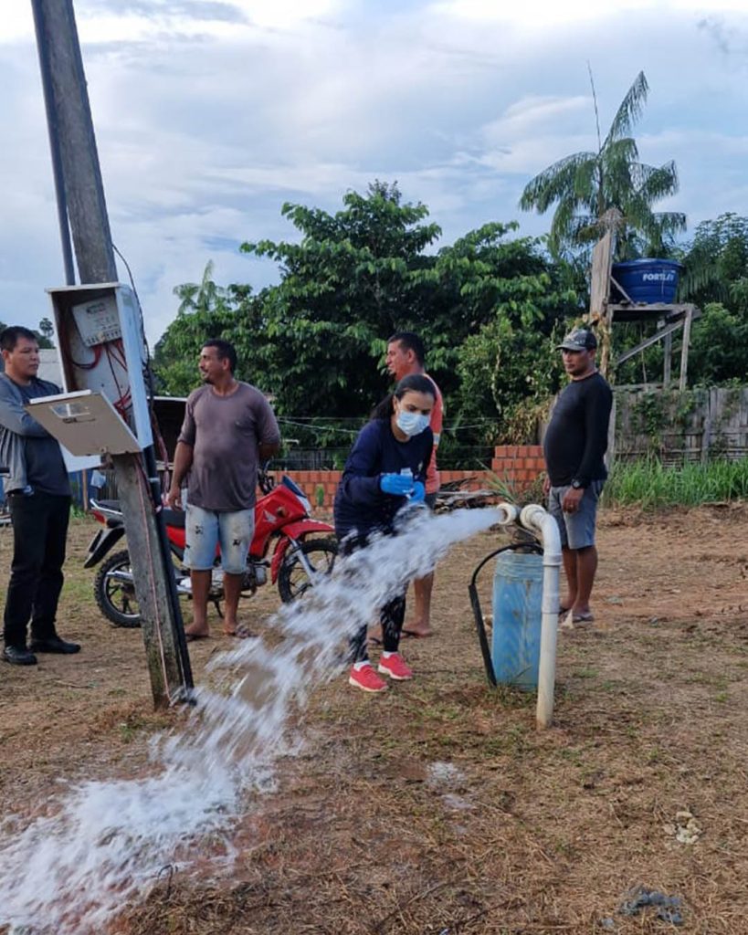 Cosama realiza diagnóstico do sistema de abastecimento de água em Lábrea 11 Cosama Diagnostico do abastecimento de agua de Labrea Foto Felipe Leon 3 819x1024 1
