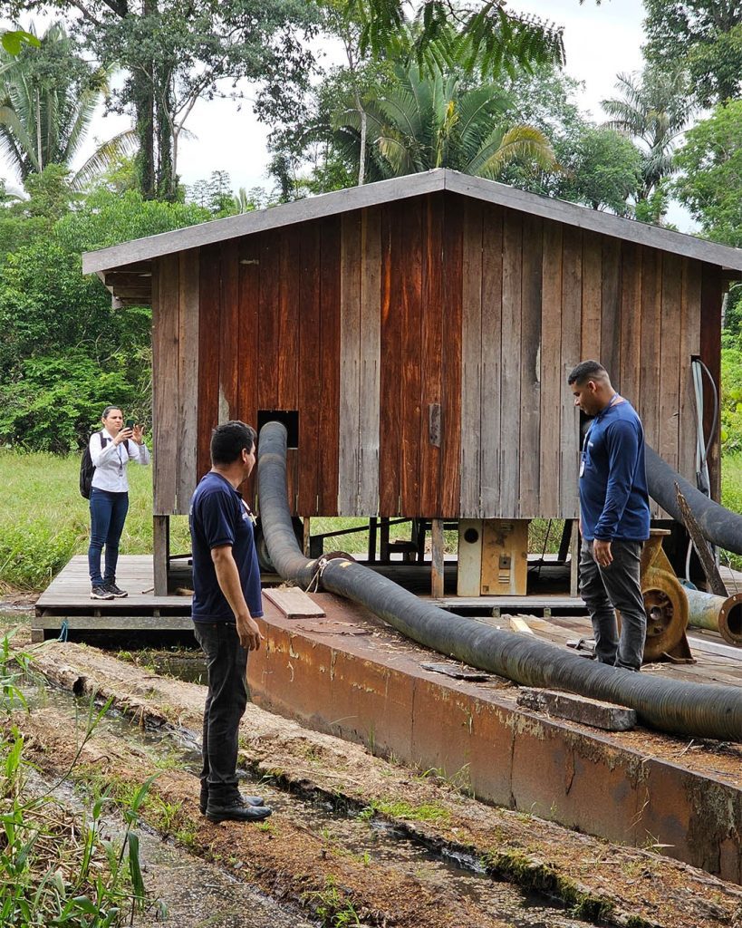 Cosama realiza diagnóstico do sistema de abastecimento de água em Lábrea 5 Cosama Diagnostico do abastecimento de agua de Labrea Foto Felipe Leon 6 819x1024 1