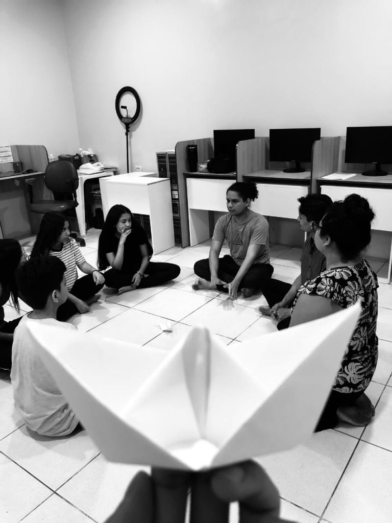 Projeto Acesso Livre: Teatro para Todos fará última apresentação no sábado na Escola Maria de Lourdes no Alvorada 2 Divulgacao1 768x1024 1