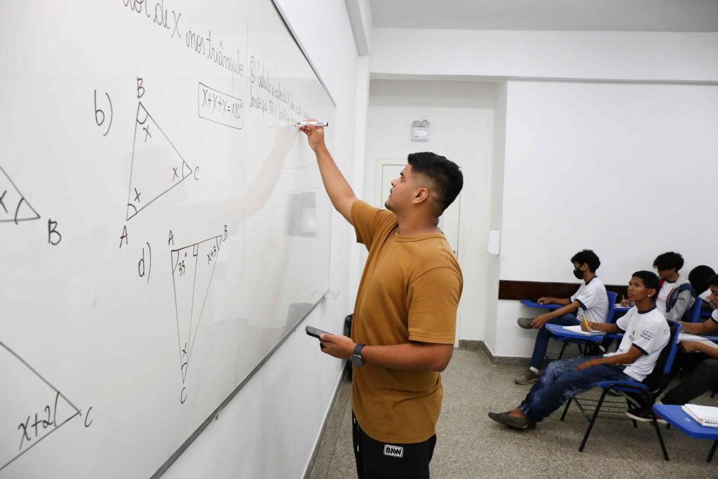 Secretaria de Educação convoca mais 155 candidatos do PSS para a capital do Amazonas 3 Secretaria de Educação convoca mais 155 candidatos do PSS para a capital do Amazonas