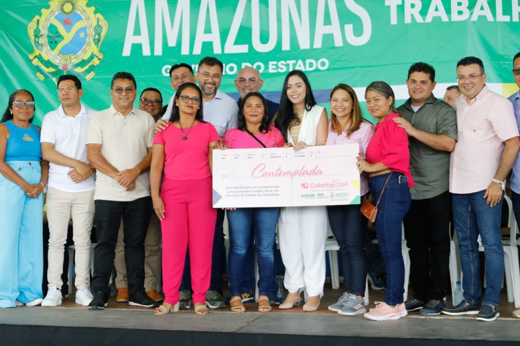 Em Barreirinha, governador Wilson Lima entrega implementos agrícolas para fortalecer cadeias produtivas da região 15 Em Barreirinha governador Wilson Lima entrega implementos agricolas para fortalecer cadeias produtivas da regiao 7 foto Arthur Castro Secom 1024x682 1