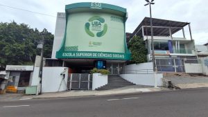 Escola Superior de Ciencias Sociais Fachada ESO 1 300x169 1