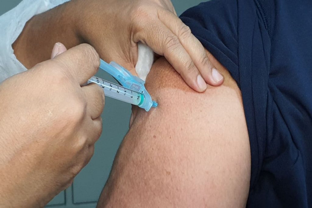 Férias à vista: SES-AM e FVS-RCP alertam para importância de vacinar antes do recesso escolar 2 FVS RCP Vacinacao FOTO Divulgacao FVS RCP 1024x684 1