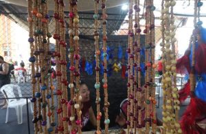 Feira artesanto fepiam 02 300x196 1