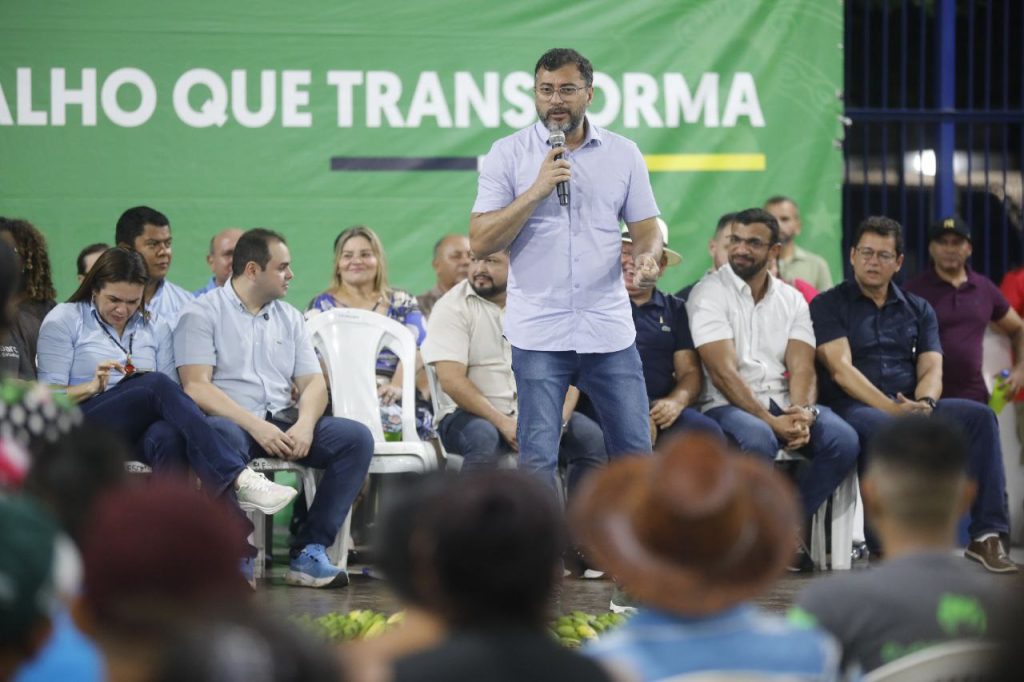 Governador Wilson Lima leva modernização da iluminação pública a Borba e Novo Aripuanã com mais de R$ 15 milhões em investimentos 13 Governador Wilson Lima leva modernizacao da iluminacao publica a Borba e Novo Aripuana com mais de R 15 milhoes em investimentos 9 foto Mauro Neto Secom 1024x682 1