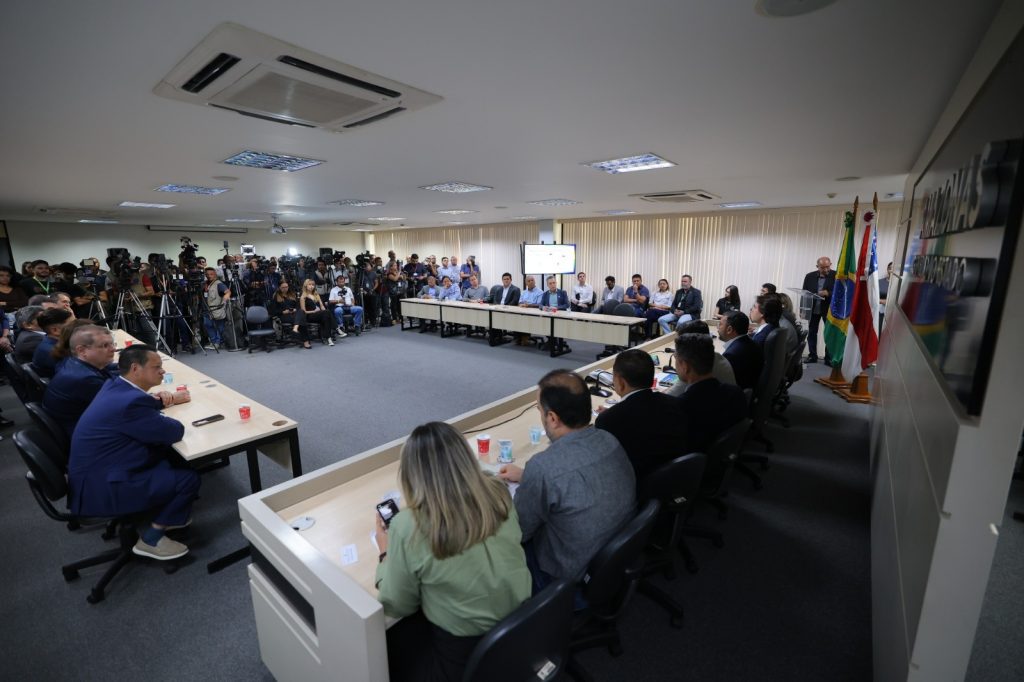 Governador Wilson Lima lança graduação em Inteligência Artificial na Universidade do Estado do Amazonas 2 Inteligencia Artificial fotos Secom 2 1024x682 1