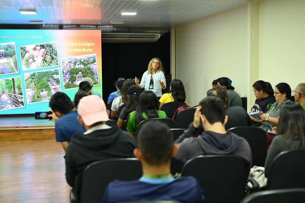 Atuação do Ipaam na proteção ambiental é destaque em atividade prática com alunos da UEA de Parintins 2 Ipaam Foto 1 17 06 2025 1024x681 1