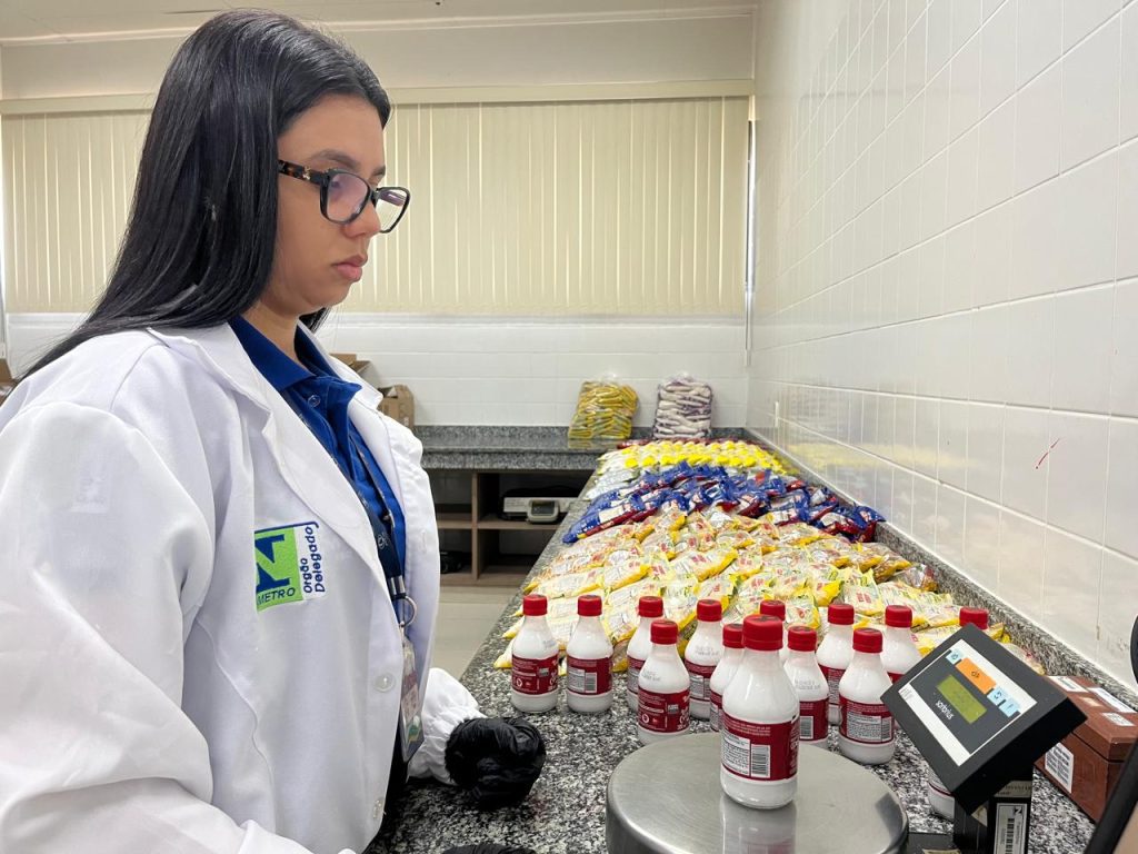 Operação Festas Juninas: Ipem-AM fiscaliza mais de 500 produtos da cesta básica 5 Ipem AM Foto 3 1024x768 1