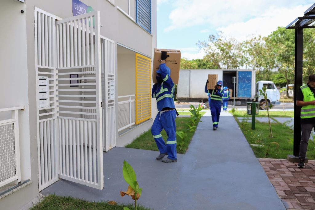 Famílias beneficiadas pelo Prosamin+ iniciam mudança para o Parque Residencial Maués 3 MUDANCA DA PRIMEIRA FAMILIA PARA O PARQUE RESIDENCIAL MAUES FOTO PAULA PESSOA 7 1024x683 1
