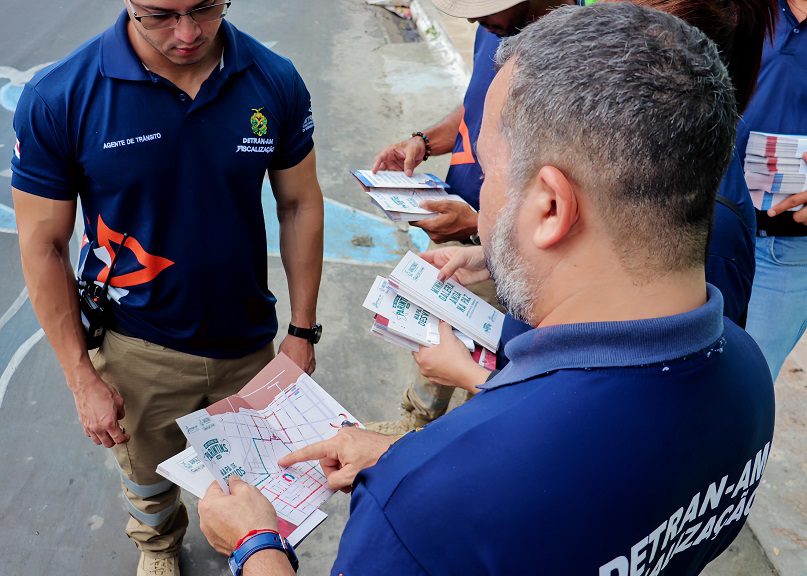 Festival de Parintins 2025: Detran-AM inicia distribuição de 10 mil mapas informativos 2 Mapas Detran CRED Divulgacao Detran AM 1