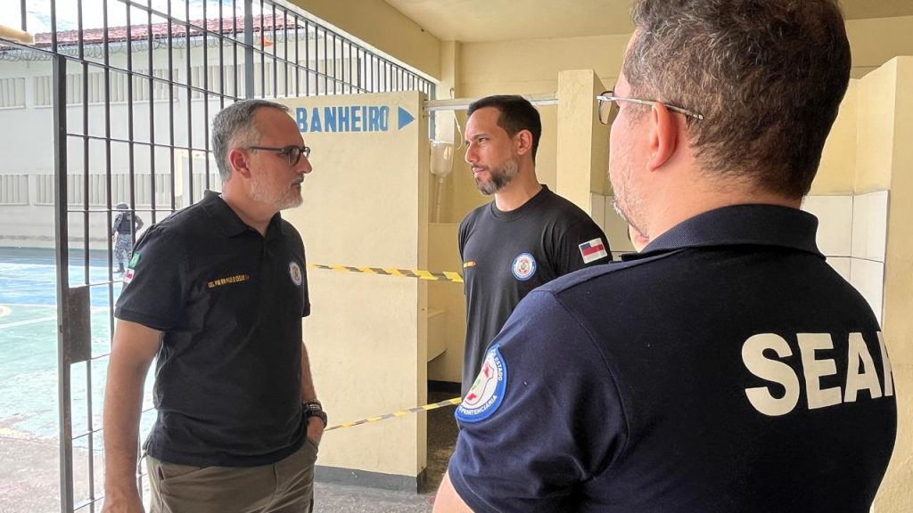 Seap, integrada com as forças de segurança, realiza operação de revista na Unidade Prisional do Puraquequara 7 Operacao revista Foto Seap 3 1024x576 1