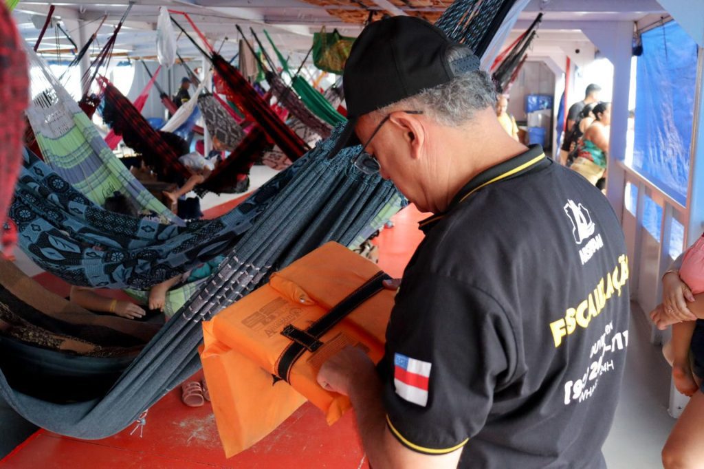 Festival de Parintins 2025: Arsepam inicia plano operacional de fiscalização para possibilitar um transporte seguro durante o evento 7 Operacao Parintins 2024 Arsepam Foto Divulgacao 5 1024x682 1