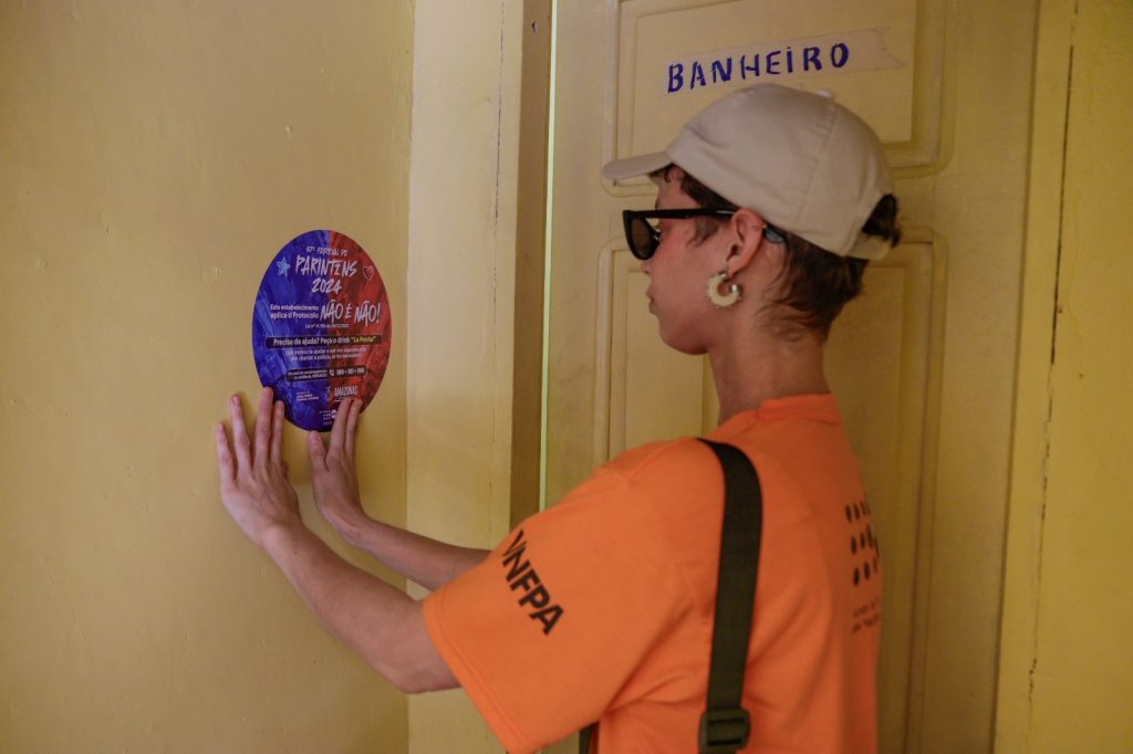 Festival de Parintins 2025: Sejusc fortalece a conscientização de direitos humanos e combate a violências 9 PARINTINS ACOES SEJUSC FOTO DIVULGACAO SEJUSC 2 1024x682 1