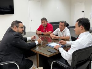 PGE AM REUNIAO GARANTIDO FOTO CRISTIE SICSU PGE 1 300x225 1