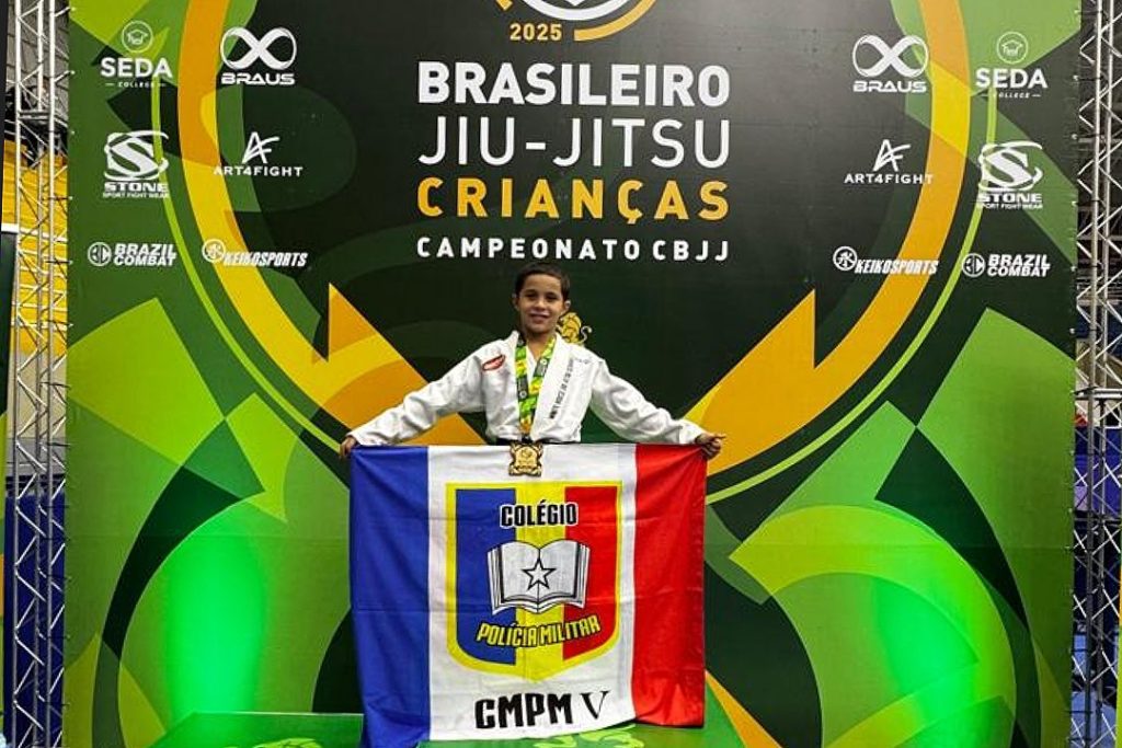 Aluno do Colégio Militar da Polícia Militar do Amazonas disputará campeonato internacional de Jiu-Jitsu em Las Vegas 2 PMAM ALUNO CMPM COMPETICAO 1024x683 1