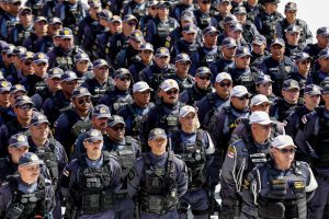 PMAM TROPA EMPREGADA NA OPERACAO PARINTINS VAI REFORCAR POLICIAMENTO NA FESTA DOS VISITANTES FOTO ALEX PAZUELLO SECOM 300x200 1
