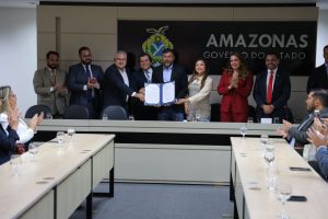 Parceria entre Afeam e OAB AM amplia acesso a linha de financiamento para advogados no estado 1 Diego Peres Secom 300x200 1
