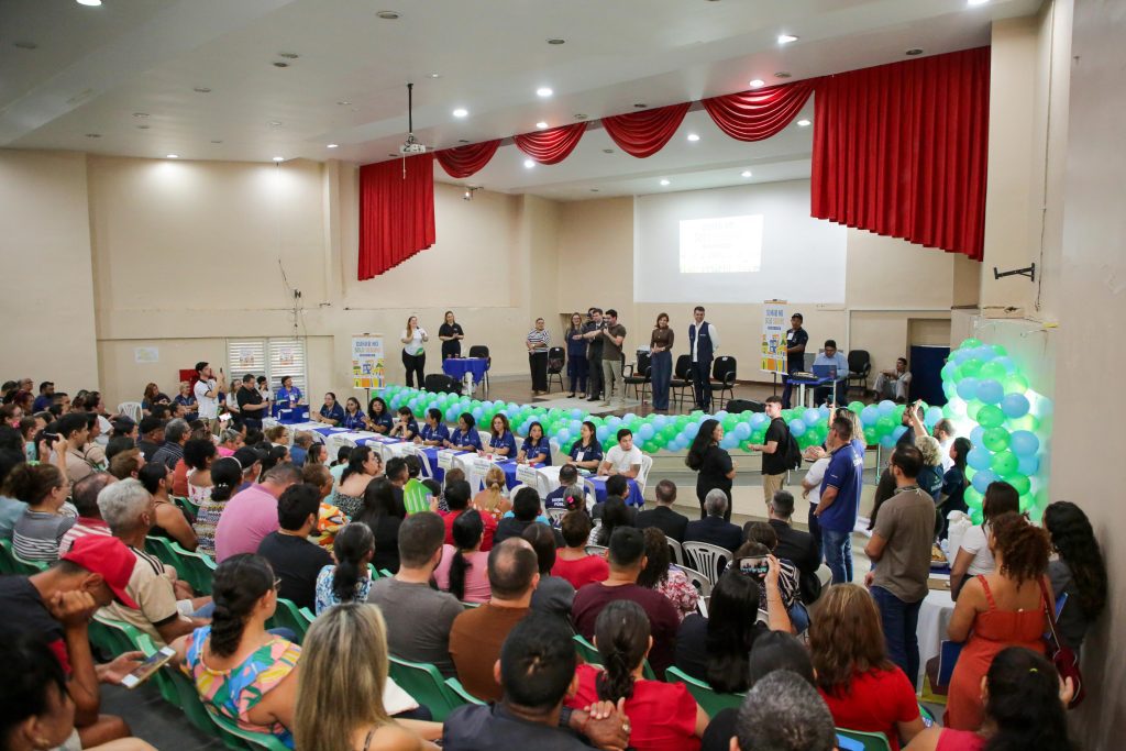 Governo do Amazonas entrega 300 títulos definitivos do Conjunto Viver Melhor 1 3 SUHAB 3 300 TITULOS Viver Melhor 1 1024x683 1