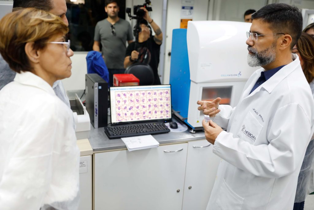 Amazonas recebe tecnologia inédita na região Norte para diagnóstico e tratamento de doenças malignas do sangue 5 Secom Novas Tecnologias Hemoam Foto Arthur Castro Secom 2 1024x683 1
