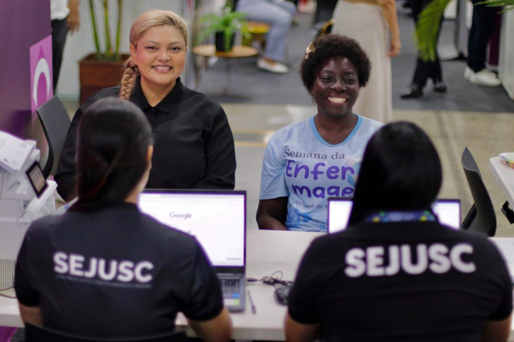 Sejusc oferece serviços psicossociais e jurídicos para o público feminino na 3ª ExpoMulher 11 Sejusc Servicos estao sendo ofertados na ExpoMulher Fotos Lincoln Ferreira 1 1 1024x682 1