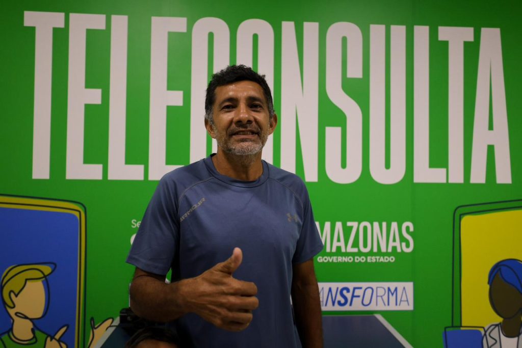 Governador Wilson Lima inaugura serviço de Telessaúde em Parintins e amplia rede de saúde digital no Baixo Amazonas 13 Teleconsulta Boa Vista do Ramos Valdemir dos Santos Foto Mauro Neto Secom 1024x683 1