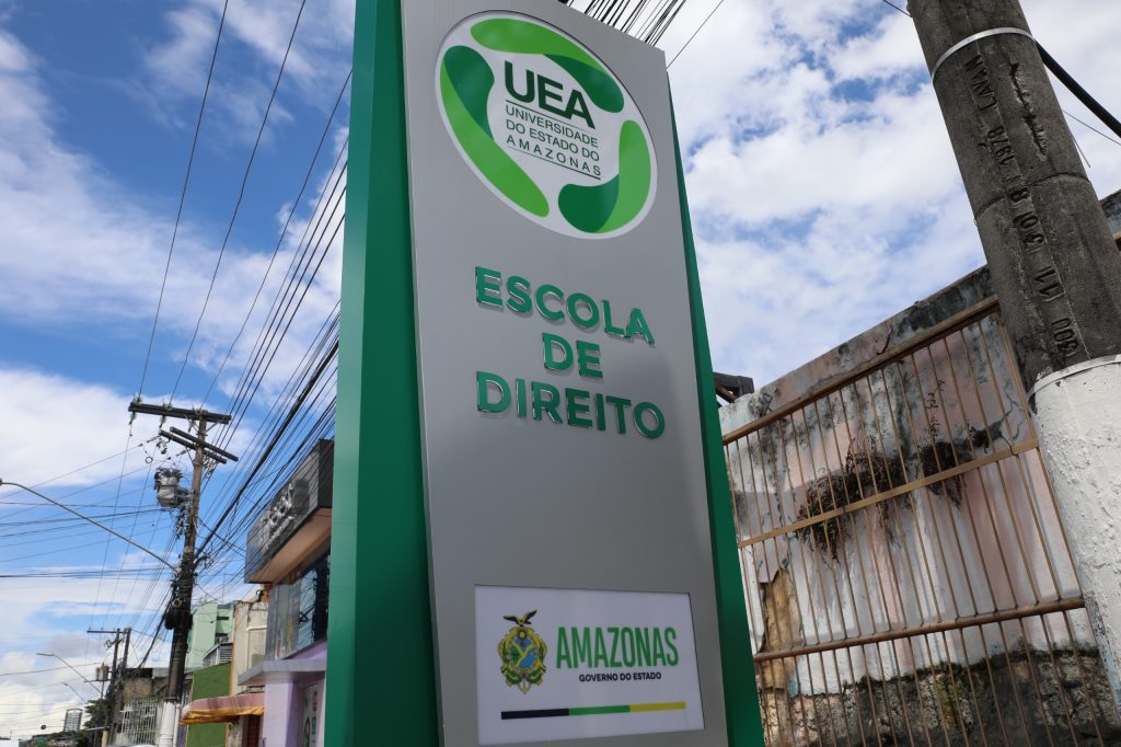 UEA promove Semana de Pesquisa, Direito e Inovação com eventos acadêmicos 3 UEA Escola de Direito Daniel Brito 1024x682 1