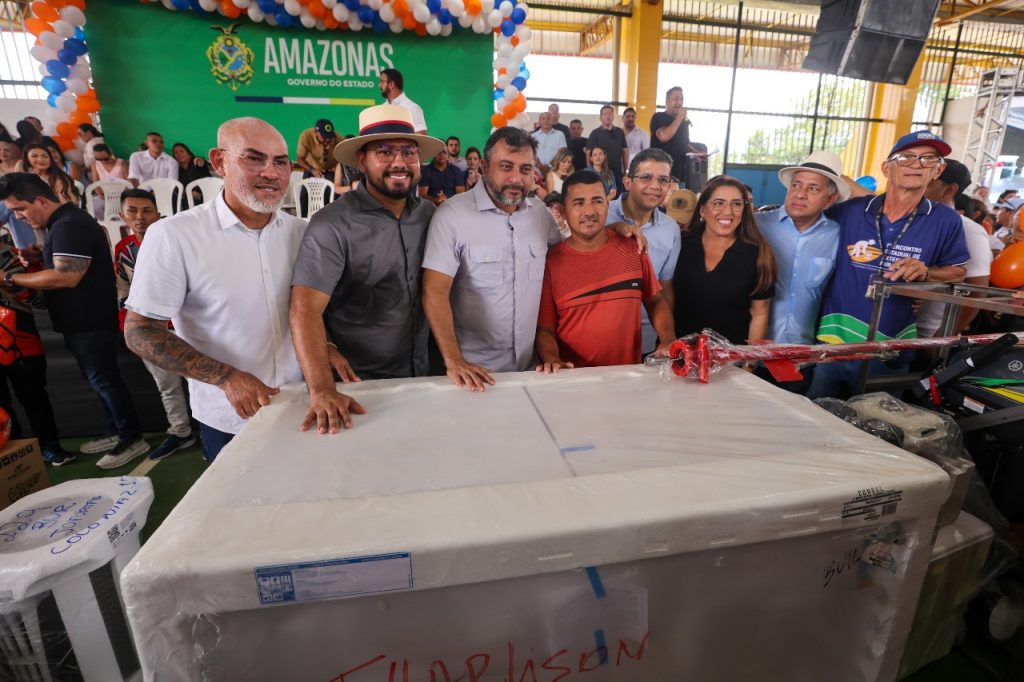 Governador Wilson Lima destina mais de R$ 800 mil em investimentos para o setor primário de Boa Vista do Ramos 2 WhatsApp Image 2025 06 22 at 104358 1024x682 1