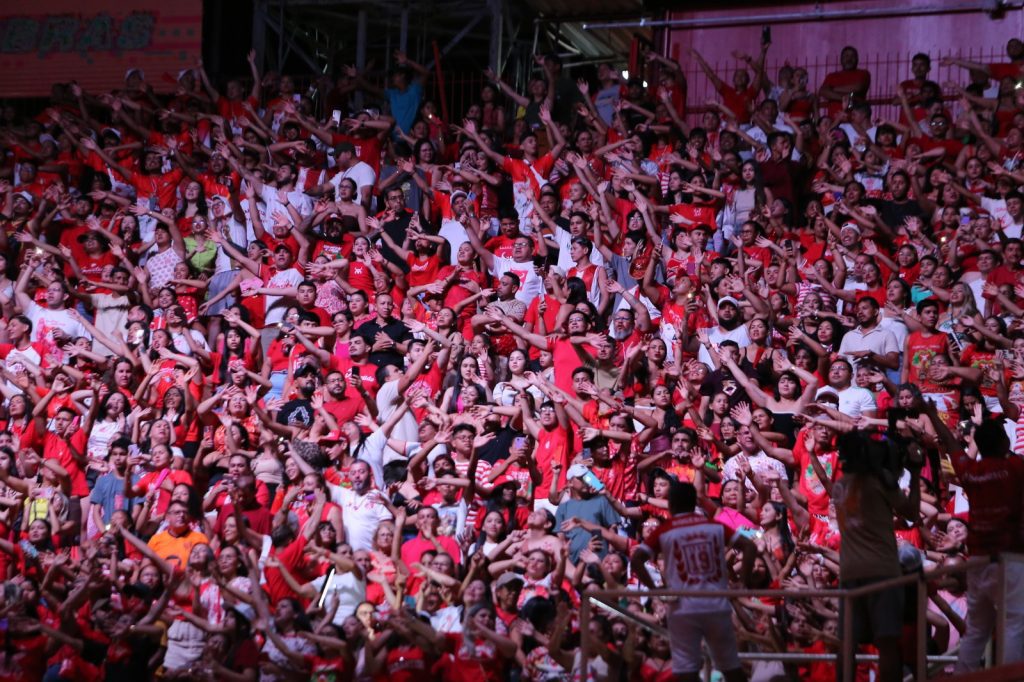 Festival de Parintins 2025: Boi Garantido promove explosão de alegria e torcida lota os dois lados em ensaio técnico no Bumbódromo 3 WhatsApp Image 2025 06 23 at 095134 1024x682 1