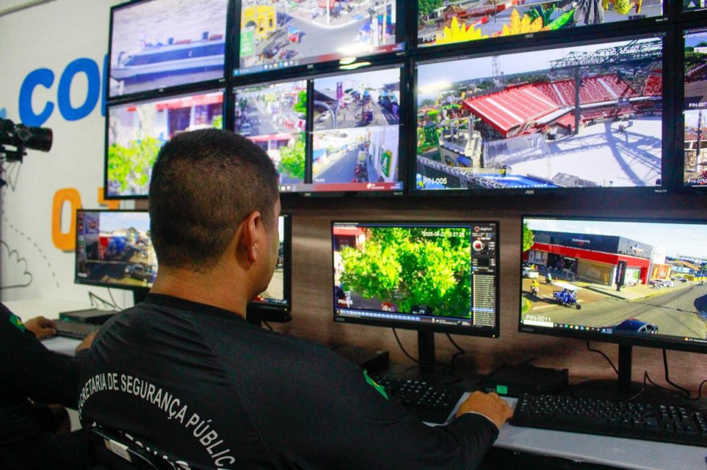 Festival de Parintins 2025: SSP-AM instala cerca de 80 câmeras com tecnologia de reconhecimento facial e de placas 7 WhatsApp Image 2025 06 24 at 110136 1 1024x682 1