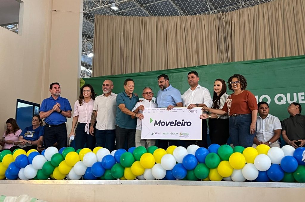 Em Lábrea, ADS repassa recursos do Promove e + Crédito Amazonas Feirante 2 Em Lábrea, ADS repassa recursos do Promove e + Crédito Amazonas Feirante