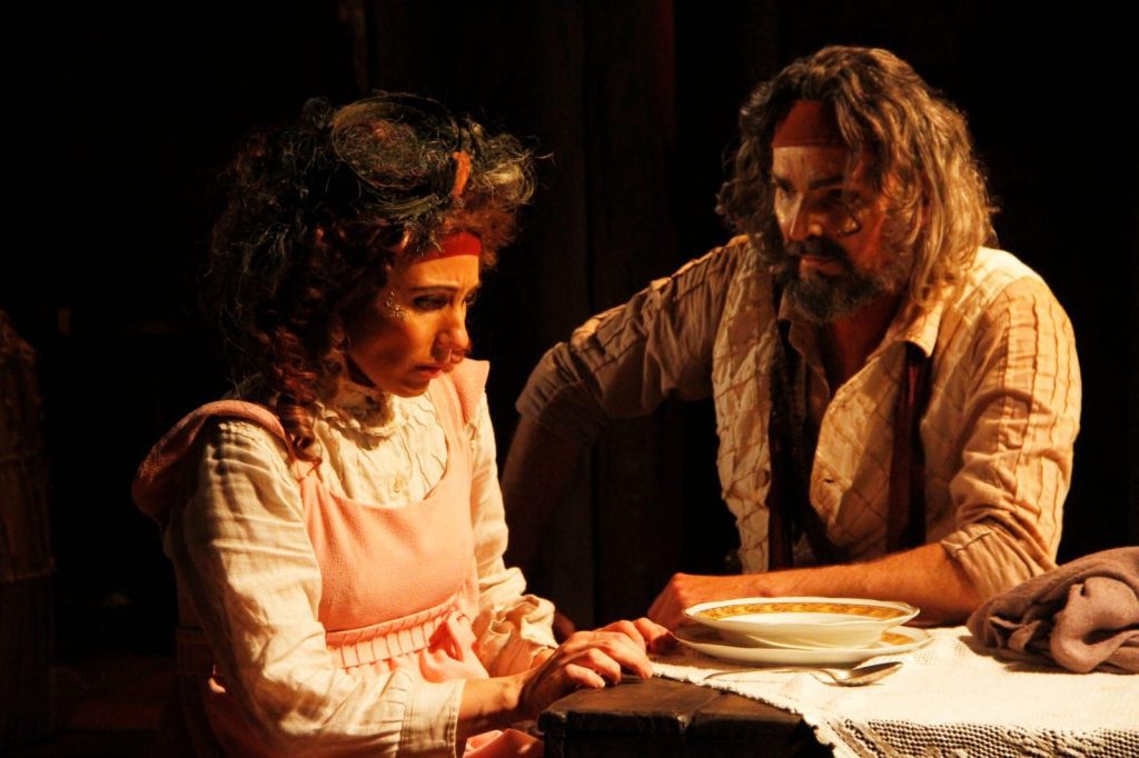 Teatro Amazonas: Trupe Ave Lola apresenta espetáculo premiado ‘Manaós – Uma saga de luz e sombra’ 2 Teatro Amazonas: Trupe Ave Lola apresenta espetáculo premiado ‘Manaós – Uma saga de luz e sombra’