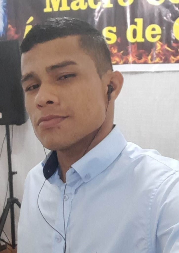 Polícia Civil do Amazonas divulga imagens de duas pessoas desaparecidas em Manaus 2 Polícia Civil do Amazonas divulga imagens de duas pessoas desaparecidas em Manaus