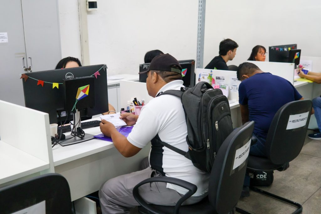 Sine Amazonas divulga 204 vagas de emprego para esta terça-feira 2 Sine Amazonas divulga 204 vagas de emprego para esta terça-feira