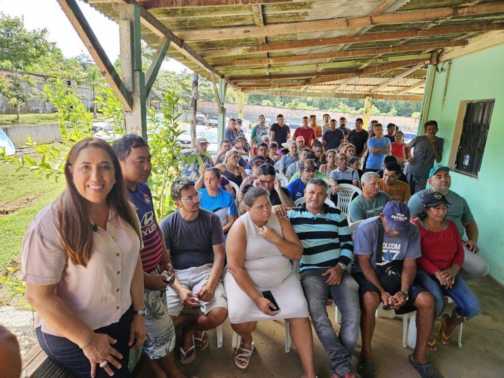 Governo do Amazonas entrega 60 mil alevinos para piscicultores de Iranduba 2 Governo do Amazonas entrega 60 mil alevinos para piscicultores de Iranduba