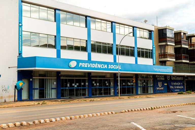 Seminário na Câmara dos Deputados discute burocracia na concessão do BPC