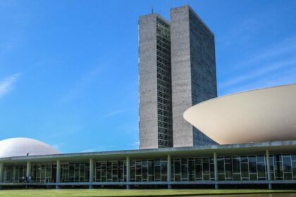 Projeto altera LDO de 2025 para facilitar repasses para entidades sem fins lucrativos