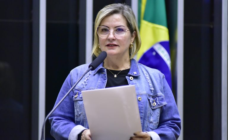 Comissão aprova preferência para turismo na distribuição de recursos dos fundos constitucionais