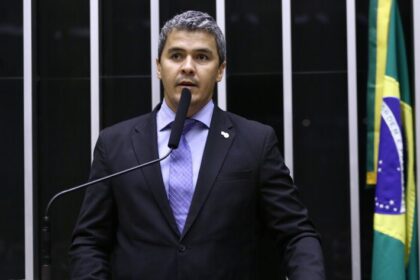 CCJ aprova projeto que cria programa para tratar mulheres com adenomiose