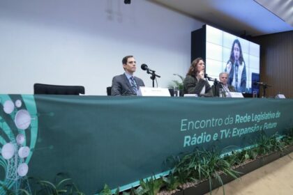 Seminário discute futuro das rádios legislativas e atrai cidades interessadas na implantação de emissoras