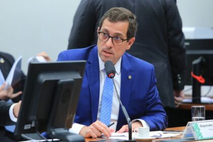 Deputado apresenta relatório preliminar da Lei de Diretrizes Orçamentárias de 2026